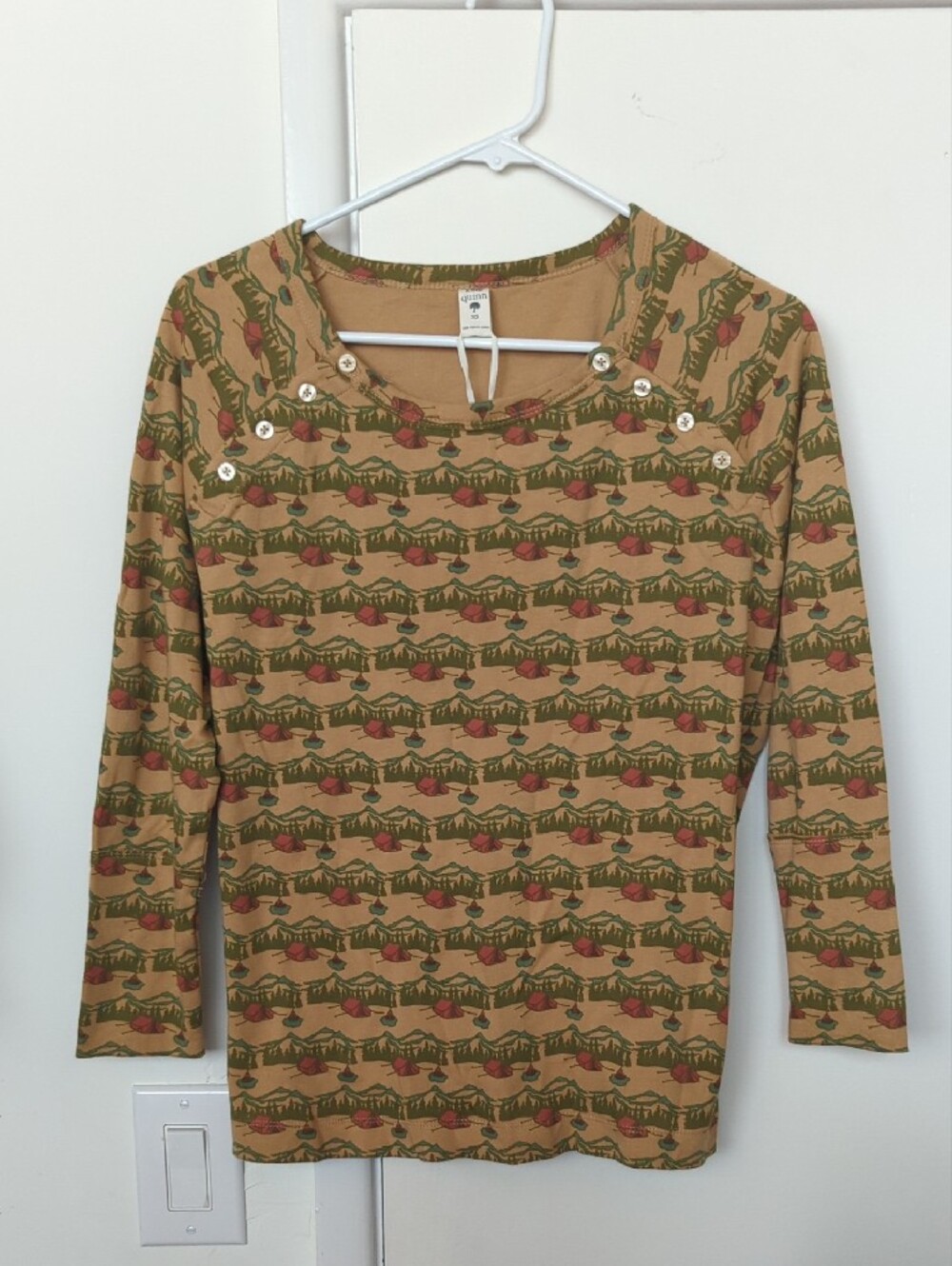 🆕 kate quinn Organic Camper TeeGreen & Red Nature Print Xs